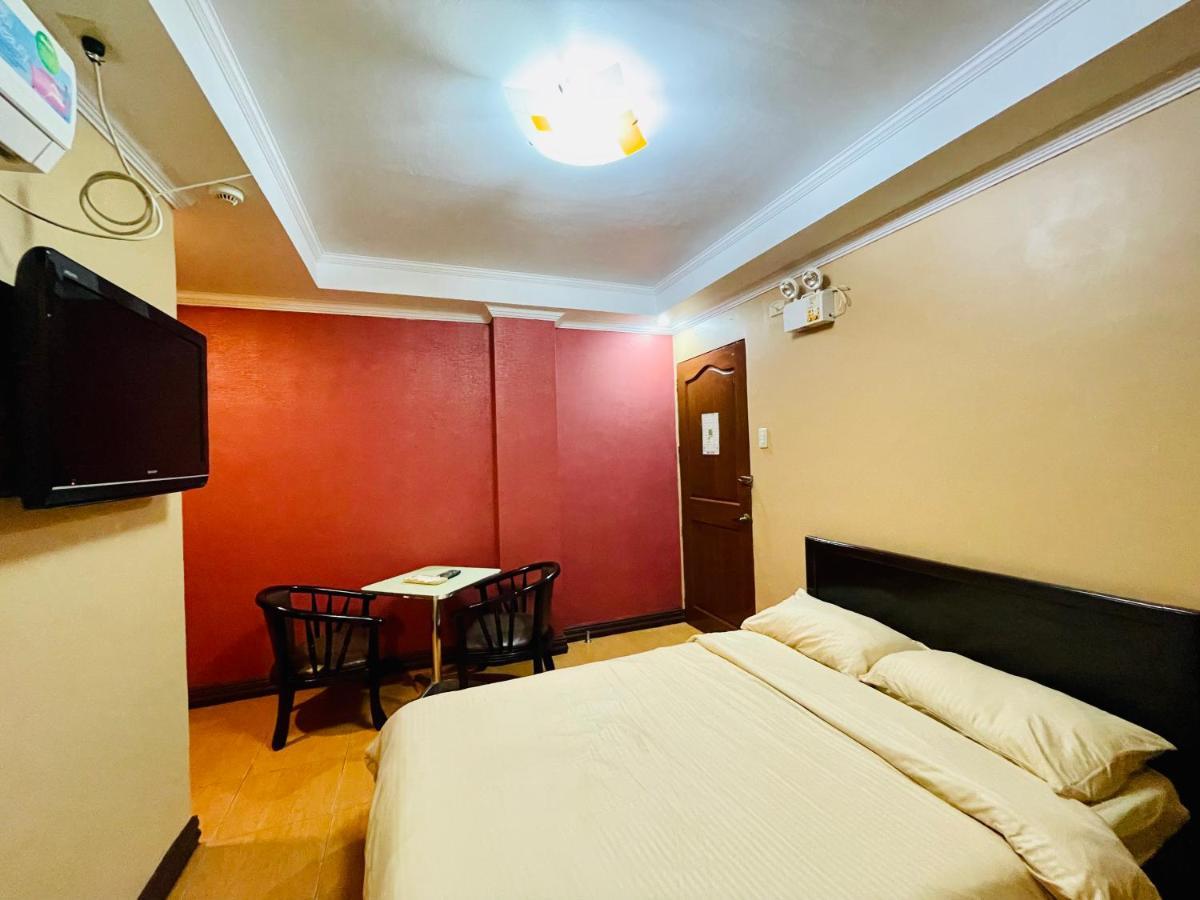 Drake Hotel Angeles City Exteriér fotografie