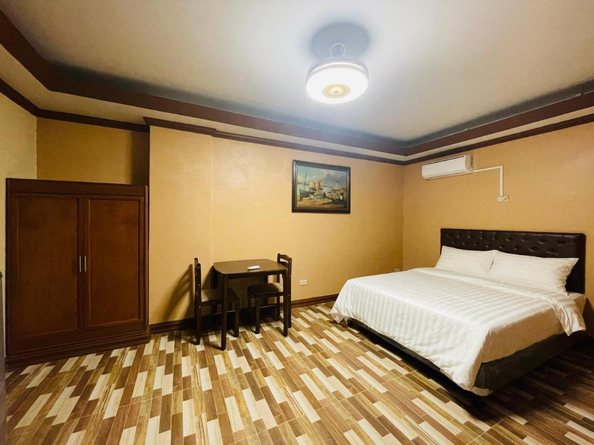 Drake Hotel Angeles City Exteriér fotografie